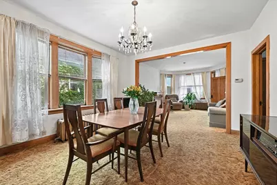 3327 N Hamlin Avenue, Chicago, IL 60618 - Photo 8