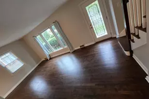 908 Beach Ave, La Grange Park, IL 60526 - Photo 4