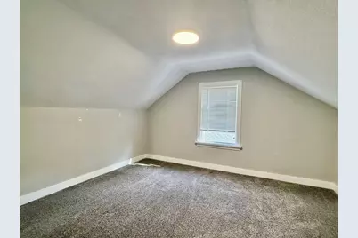 609 W 10th Street, Sterling, IL 61081 - Photo 18