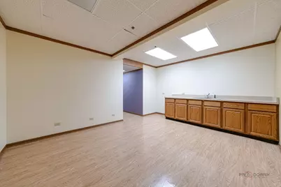 1017/1019 W Park Avenue, Libertyville, IL 60048 - Photo 40