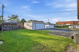 8440 S 77th Ave, Bridgeview, IL 60455 - Photo 16