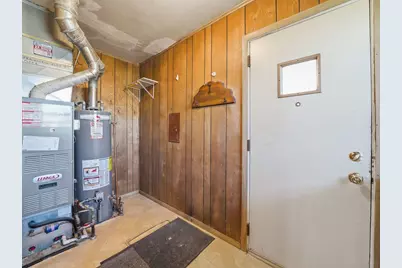 8440 S 77th Avenue, Bridgeview, IL 60455 - Photo 14