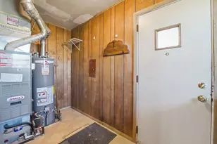 8440 S 77th Ave, Bridgeview, IL 60455 - Photo 14
