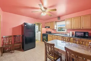 8440 S 77th Ave, Bridgeview, IL 60455 - Photo 6