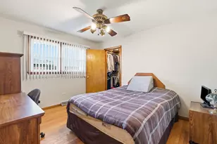 8440 S 77th Ave, Bridgeview, IL 60455 - Photo 8