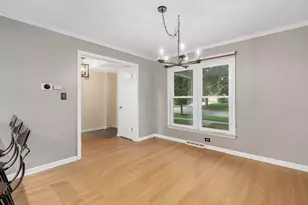 113 N Oak St, Elmhurst, IL 60126 - Photo 8