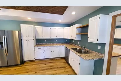 327 S Jefferson Avenue, Amboy, IL 61310 - Photo 6
