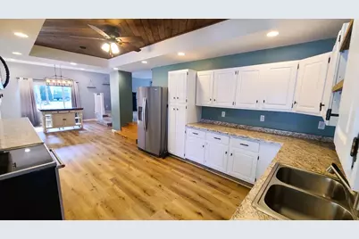 327 S Jefferson Avenue, Amboy, IL 61310 - Photo 8