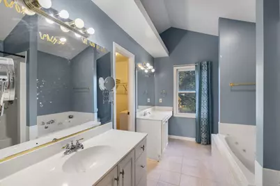 697 Fox Hollow, Dekalb, IL 60115 - Photo 26