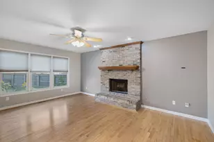 697 Fox Hollow, Dekalb, IL 60115 - Photo 10