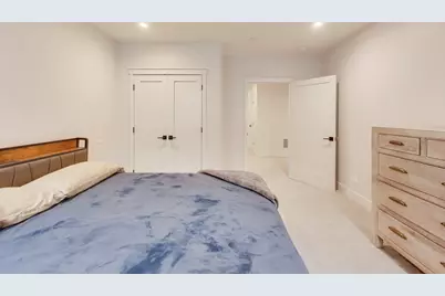 7300 Ponto Court, Morton Grove, IL 60053 - Photo 16