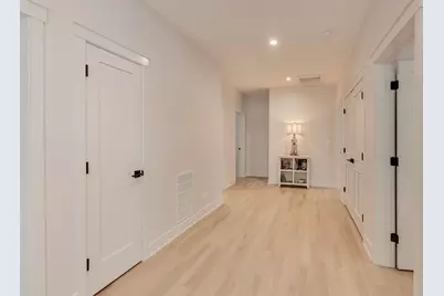 7300 Ponto Court, Morton Grove, IL 60053 - Photo 22