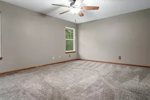 1059 E Main St, Rockton, IL 61072 - Photo 30