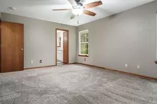 1059 E Main St, Rockton, IL 61072 - Photo 32