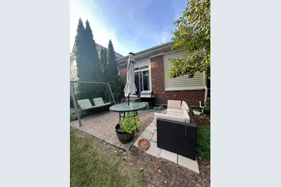 2704 Blakely Lane, Naperville, IL 60540 - Photo 32