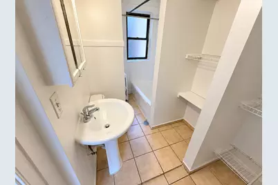 1135 W Lunt Avenue #202, Chicago, IL 60626 - Photo 4