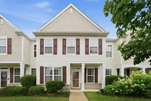 543 Topeka Dr, Grayslake, IL 60030 - Photo 2