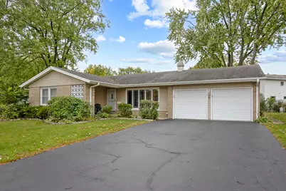 89 Grange Road, Elk Grove Village, IL 60007 - Photo 1
