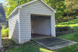 235 N Lincoln Ave, Carpentersville, IL 60110 - Photo 52