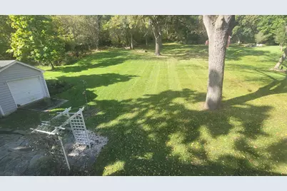 235 N Lincoln Avenue, Carpentersville, IL 60110 - Photo 20