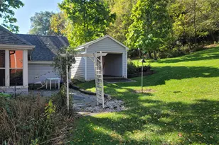 235 N Lincoln Ave, Carpentersville, IL 60110 - Photo 58