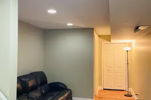9241 Waterfall Glen Blvd, Darien, IL 60561 - Photo 18