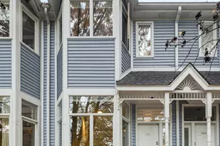 3041 N Lakewood Ave, Chicago, IL 60657 - Photo 2