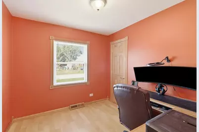 3221 Hopkins Street, Steger, IL 60475 - Photo 10