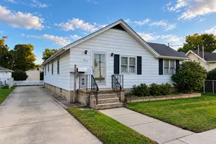 1423 W Jefferson St, Ottawa, IL 61350 - Photo 1