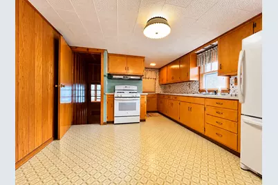 1423 W Jefferson Street, Ottawa, IL 61350 - Photo 12