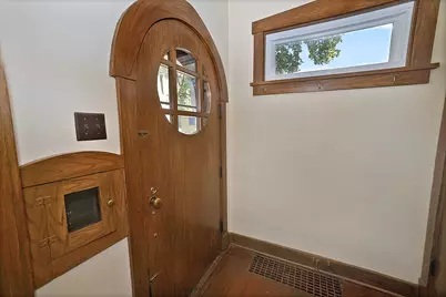 812 Poplar Street, Ottawa, IL 61350 - Photo 2