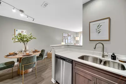 430 Handel Court #430, Wheaton, IL 60189 - Photo 6