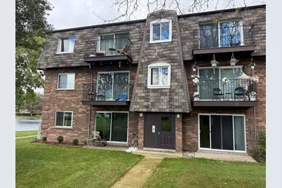 9386 Bay Colony Drive #3S, Des Plaines, IL 60016 - Photo 1