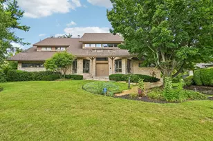 8420 Evergreen Ln, Darien, IL 60561 - Photo 2