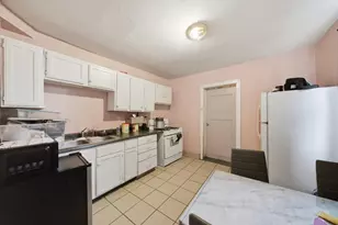 8914 S Exchange Ave, Chicago, IL 60617 - Photo 10