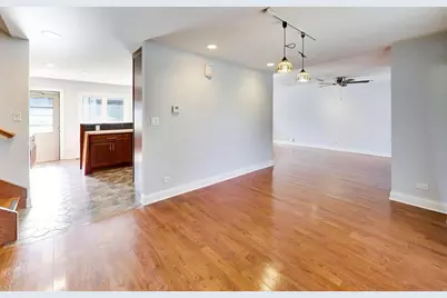655 Flagstaff Lane, Hoffman Estates, IL 60169 - Photo 8