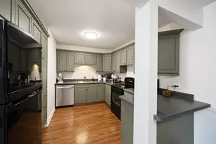 5400 Astor Ln, Rolling Meadows, IL 60008 - Photo 10