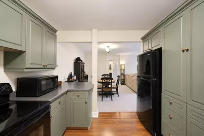 5400 Astor Lane #103, Rolling Meadows, IL 60008 - Photo 12
