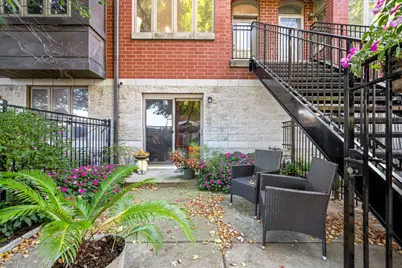 327 E 17th Street, Chicago, IL 60616 - Photo 18