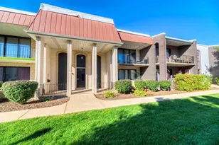 4111 W 98th St, Oak Lawn, IL 60453 - Photo 1