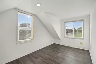 7900 W 71st St, Bridgeview, IL 60455 - Photo 12