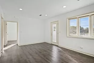 7900 W 71st St, Bridgeview, IL 60455 - Photo 6