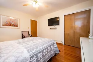 2804 W Estes Ave, Chicago, IL 60645 - Photo 16