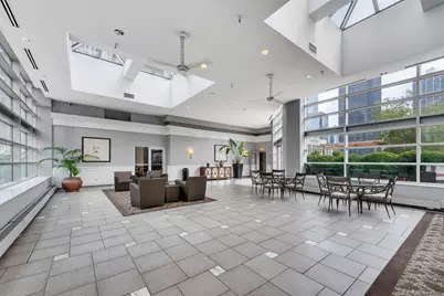 545 N Dearborn Street #1503, Chicago, IL 60654 - Photo 16