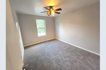 1672 Pebble Beach Circle, Elgin, IL 60123 - Photo 10