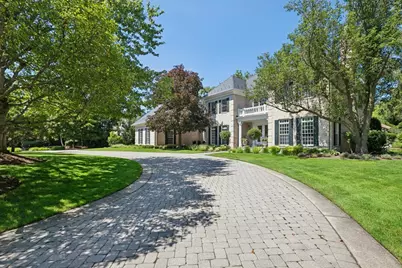 351 Wallace Road, Lake Forest, IL 60045 - Photo 2