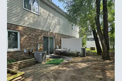 10956 S 76th Avenue #E, Palos Hills, IL 60465 - Photo 12