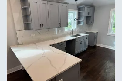 12432 S Normal Avenue, Chicago, IL 60628 - Photo 8