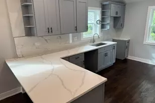 12432 S Normal Ave, Chicago, IL 60628 - Photo 8