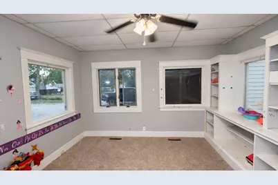 506 N Genesee Street, Morrison, IL 61270 - Photo 6